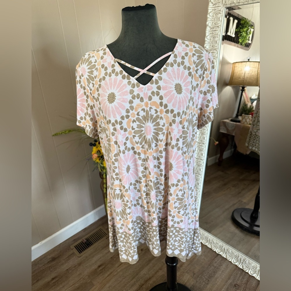 Ruby Rd • Geometric Print Tunic - Picture 8 of 8